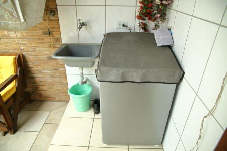 Casa à venda com 130m², 3 quartos e 2 vagasÁrea de Serviço