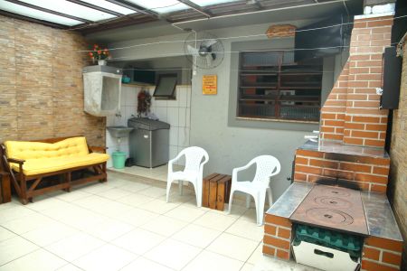 Casa à venda com 130m², 3 quartos e 2 vagasQuintal