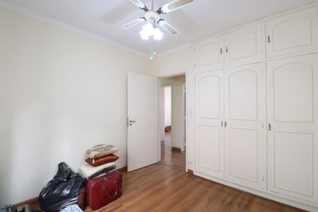 Apartamento à venda com 120m², 3 quartos e 2 vagasQuarto 2