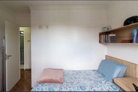 Apartamento à venda com 74m², 3 quartos e 2 vagas Apartamento à venda com 74m², 3 quartos e 2 vagasQuarto