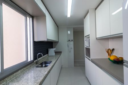Apartamento à venda com 81m², 3 quartos e 1 vaga Apartamento à venda com 81m², 3 quartos e 1 vagaCozinha