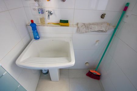 Apartamento à venda com 90m², 3 quartos e 2 vagas Apartamento à venda com 90m², 3 quartos e 2 vagasÁrea de serviço