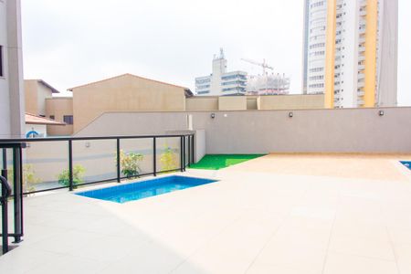 Apartamento à venda com 90m², 3 quartos e 2 vagas Apartamento à venda com 90m², 3 quartos e 2 vagasÁrea comum - Piscina