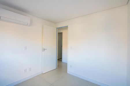 Apartamento à venda com 90m², 3 quartos e 2 vagas Apartamento à venda com 90m², 3 quartos e 2 vagasQuarto 1
