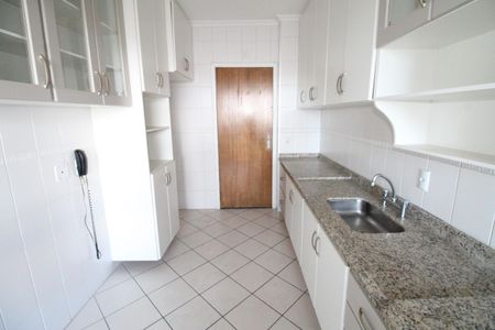 Apartamento para alugar com 112m², 3 quartos e 2 vagasCozinha