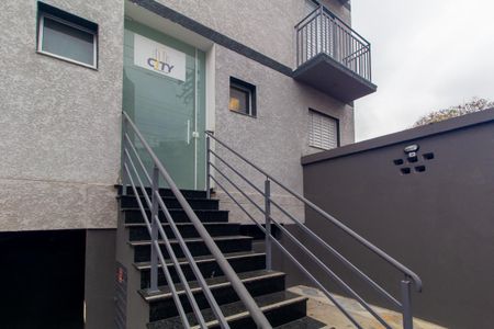 Apartamento à venda com 30m², 1 quarto e sem vagaEscada