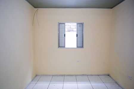 Quarto de casa para alugar com 1 quarto, 50m² em Canhema, Diadema