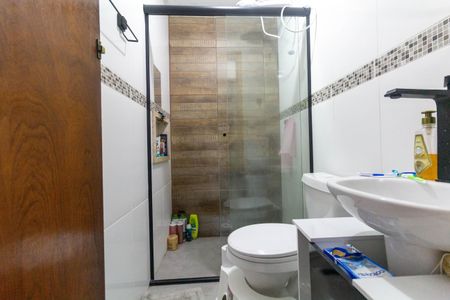 Apartamento à venda com 64m², 3 quartos e 1 vaga Apartamento à venda com 64m², 3 quartos e 1 vagaBanheiro Social