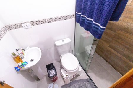 Apartamento à venda com 64m², 3 quartos e 1 vaga Apartamento à venda com 64m², 3 quartos e 1 vagaBanheiro da Suíte