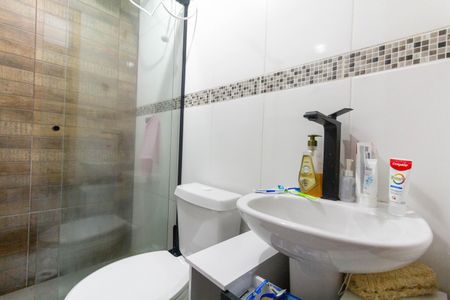 Apartamento à venda com 64m², 3 quartos e 1 vaga Apartamento à venda com 64m², 3 quartos e 1 vagaBanheiro Social