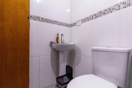 Apartamento à venda com 64m², 3 quartos e 1 vaga Apartamento à venda com 64m², 3 quartos e 1 vagaBanheiro da Suíte