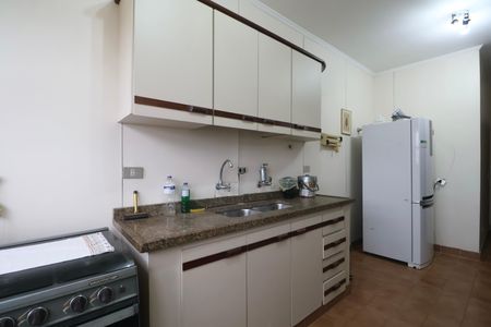 Apartamento para alugar com 150m², 4 quartos e 2 vagas Apartamento para alugar com 150m², 4 quartos e 2 vagasCozinha