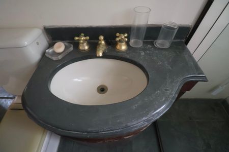 Apartamento para alugar com 150m², 4 quartos e 2 vagas Apartamento para alugar com 150m², 4 quartos e 2 vagasBanheiro Suíte 3