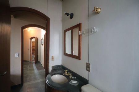 Apartamento para alugar com 150m², 4 quartos e 2 vagas Apartamento para alugar com 150m², 4 quartos e 2 vagasBanheiro Suíte