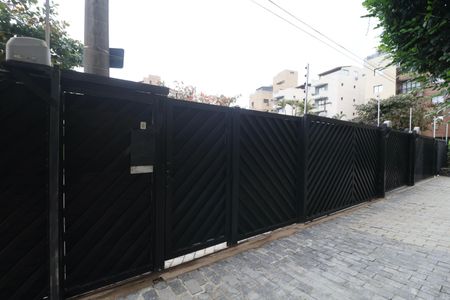 Apartamento para alugar com 150m², 4 quartos e 2 vagas Apartamento para alugar com 150m², 4 quartos e 2 vagasFachada