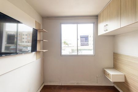Quarto 2 de apartamento para alugar com 2 quartos, 52m² em Novo Mundo, Curitiba