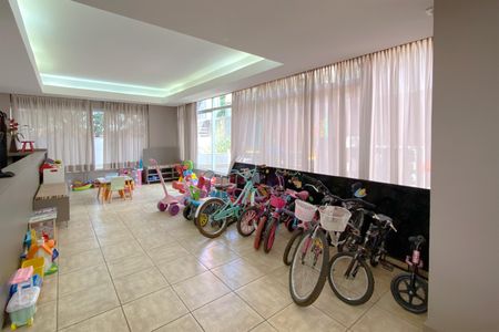Apartamento à venda com 100m², 3 quartos e 2 vagas Apartamento à venda com 100m², 3 quartos e 2 vagasÁrea comum - Brinquedoteca