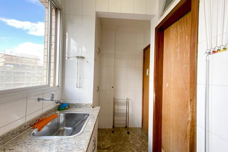 Apartamento à venda com 100m², 3 quartos e 2 vagas Apartamento à venda com 100m², 3 quartos e 2 vagasÁrea de Serviço