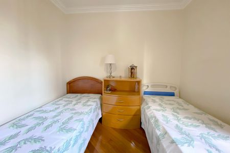 Apartamento à venda com 100m², 3 quartos e 2 vagas Apartamento à venda com 100m², 3 quartos e 2 vagasQuarto 1