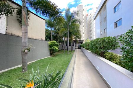 Apartamento à venda com 100m², 3 quartos e 2 vagas Apartamento à venda com 100m², 3 quartos e 2 vagasÁrea comum - Rampa e Jardim