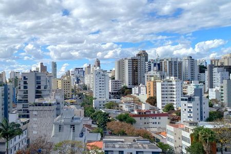 Apartamento à venda com 100m², 3 quartos e 2 vagas Apartamento à venda com 100m², 3 quartos e 2 vagasVista da Sala de Estar
