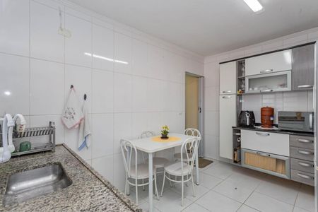 Casa à venda com 111m², 3 quartos e 1 vagaCozinha