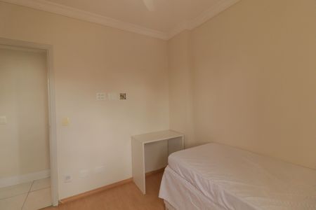 Apartamento à venda com 72m², 3 quartos e 2 vagas Apartamento à venda com 72m², 3 quartos e 2 vagasQuarto