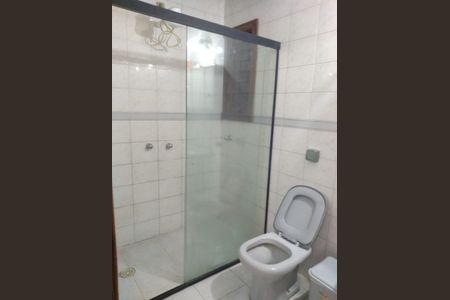 Casa à venda com 200m², 4 quartos e 3 vagasBanheiro 4