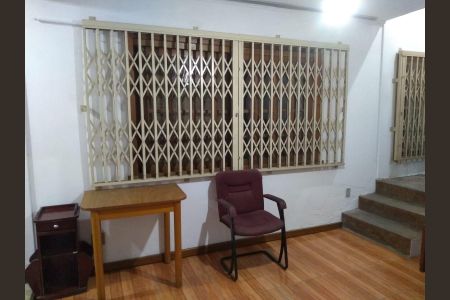 Sala de casa à venda com 4 quartos, 200m² em Jardim Sabará, Porto Alegre