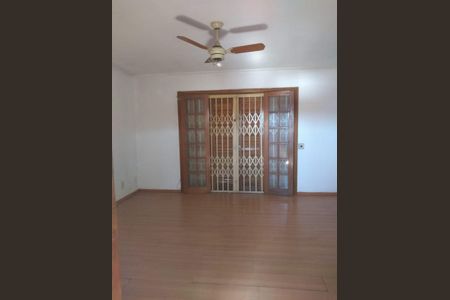 Quarto 2 de casa à venda com 4 quartos, 200m² em Jardim Sabará, Porto Alegre