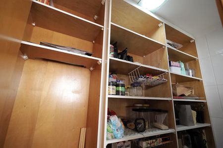 Apartamento à venda com 129m², 3 quartos e 2 vagas Apartamento à venda com 129m², 3 quartos e 2 vagasDispensa