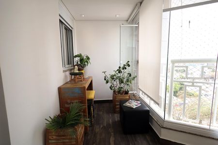 Apartamento à venda com 129m², 3 quartos e 2 vagas Apartamento à venda com 129m², 3 quartos e 2 vagasSacada