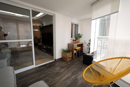 Apartamento à venda com 129m², 3 quartos e 2 vagas Apartamento à venda com 129m², 3 quartos e 2 vagasSacada