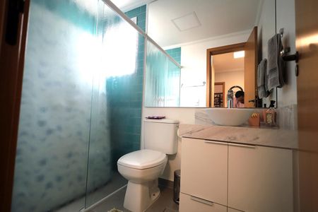 Apartamento à venda com 129m², 3 quartos e 2 vagas Apartamento à venda com 129m², 3 quartos e 2 vagasBanheiro da Suíte 3