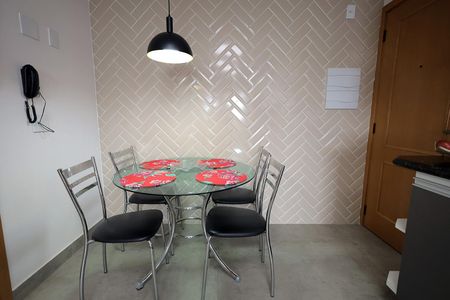 Apartamento à venda com 129m², 3 quartos e 2 vagas Apartamento à venda com 129m², 3 quartos e 2 vagasCozinha