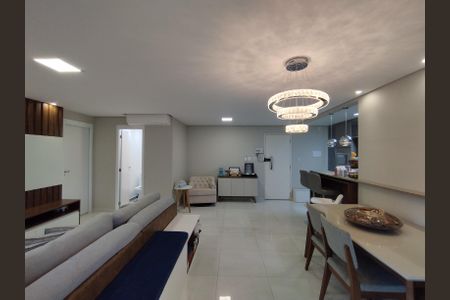 Apartamento à venda com 90m², 2 quartos e 2 vagasSala
