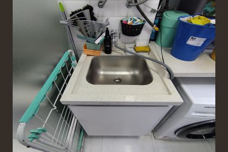 Apartamento à venda com 90m², 2 quartos e 2 vagasÁrea de Serviço