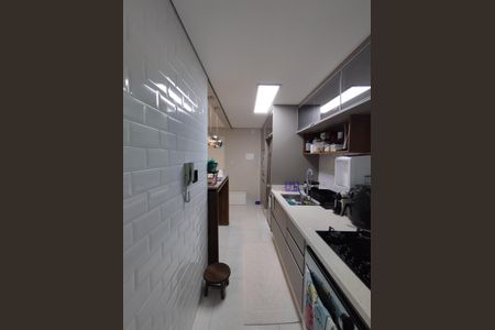 Apartamento à venda com 90m², 2 quartos e 2 vagasCozinha 