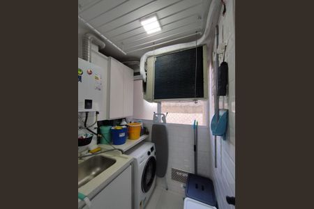 Apartamento à venda com 90m², 2 quartos e 2 vagasÁrea de Serviço