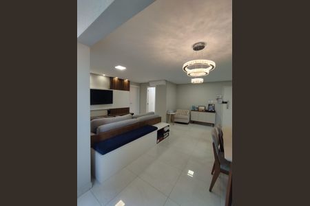 Apartamento à venda com 90m², 2 quartos e 2 vagasSala