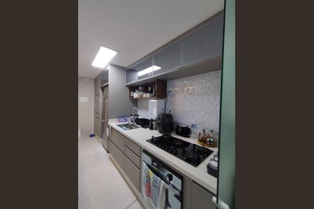 Apartamento à venda com 90m², 2 quartos e 2 vagasCozinha 