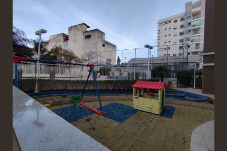 Apartamento à venda com 90m², 2 quartos e 2 vagasÁrea comum - Playground