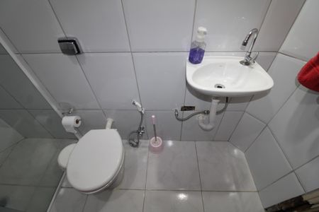 Apartamento à venda com 74m², 2 quartos e sem vagaBanheiro