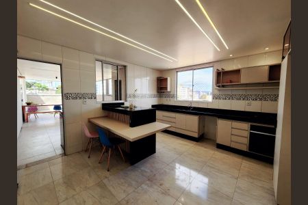 Apartamento à venda com 170m², 3 quartos e 2 vagas