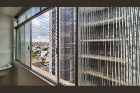 Apartamento à venda com 69m², 2 quartos e 1 vaga Apartamento à venda com 69m², 2 quartos e 1 vagaVista da Lavanderia