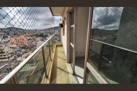 Apartamento à venda com 69m², 2 quartos e 1 vaga Apartamento à venda com 69m², 2 quartos e 1 vagaVaranda Sala