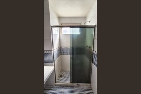 Apartamento à venda com 69m², 2 quartos e 1 vaga Apartamento à venda com 69m², 2 quartos e 1 vagaBanheiro Social