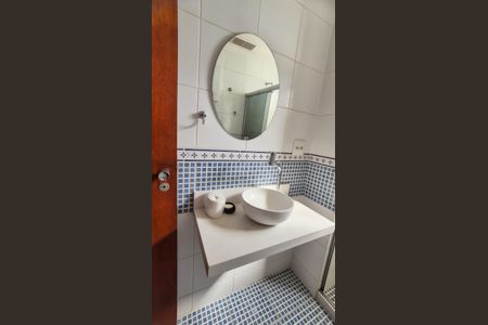 Apartamento à venda com 69m², 2 quartos e 1 vaga Apartamento à venda com 69m², 2 quartos e 1 vagaBanheiro Social