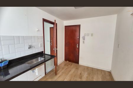 Apartamento à venda com 69m², 2 quartos e 1 vaga Apartamento à venda com 69m², 2 quartos e 1 vagaCozinha