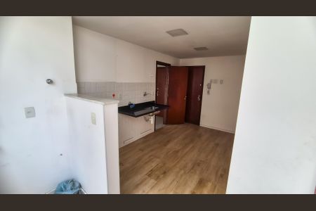Apartamento à venda com 69m², 2 quartos e 1 vaga Apartamento à venda com 69m², 2 quartos e 1 vagaVista da Lavanderia para a cozinha